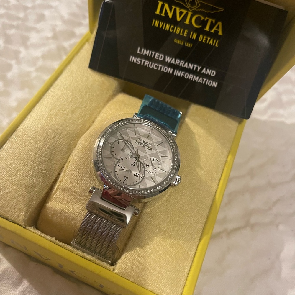 New invicta